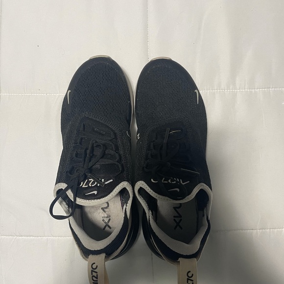 Nike women’s shoes - Picture 3 of 4